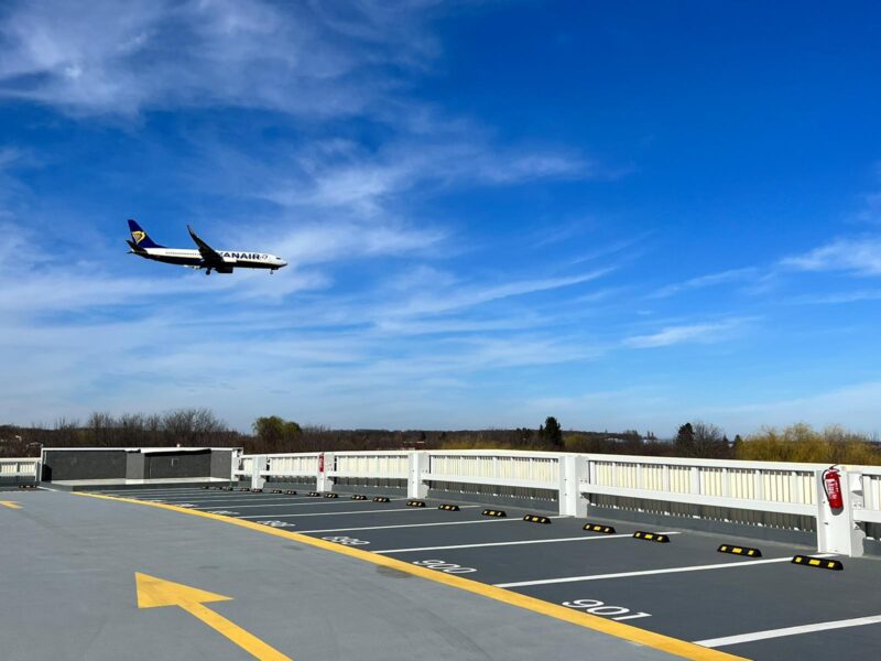 long term parking Otopeni