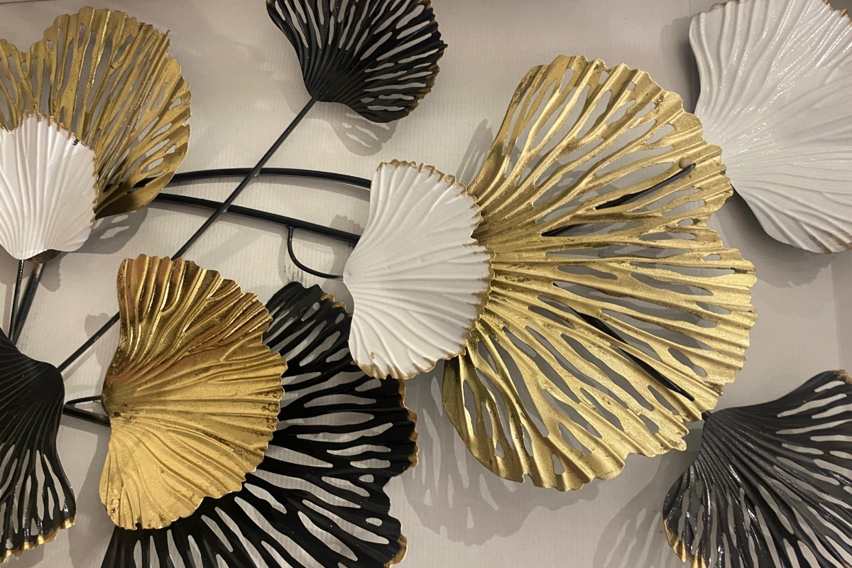 decoratiuni metalice de perete