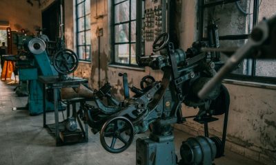 Costul real pe oră al unui utilaj: cum îl calculezi înainte să dai un preț